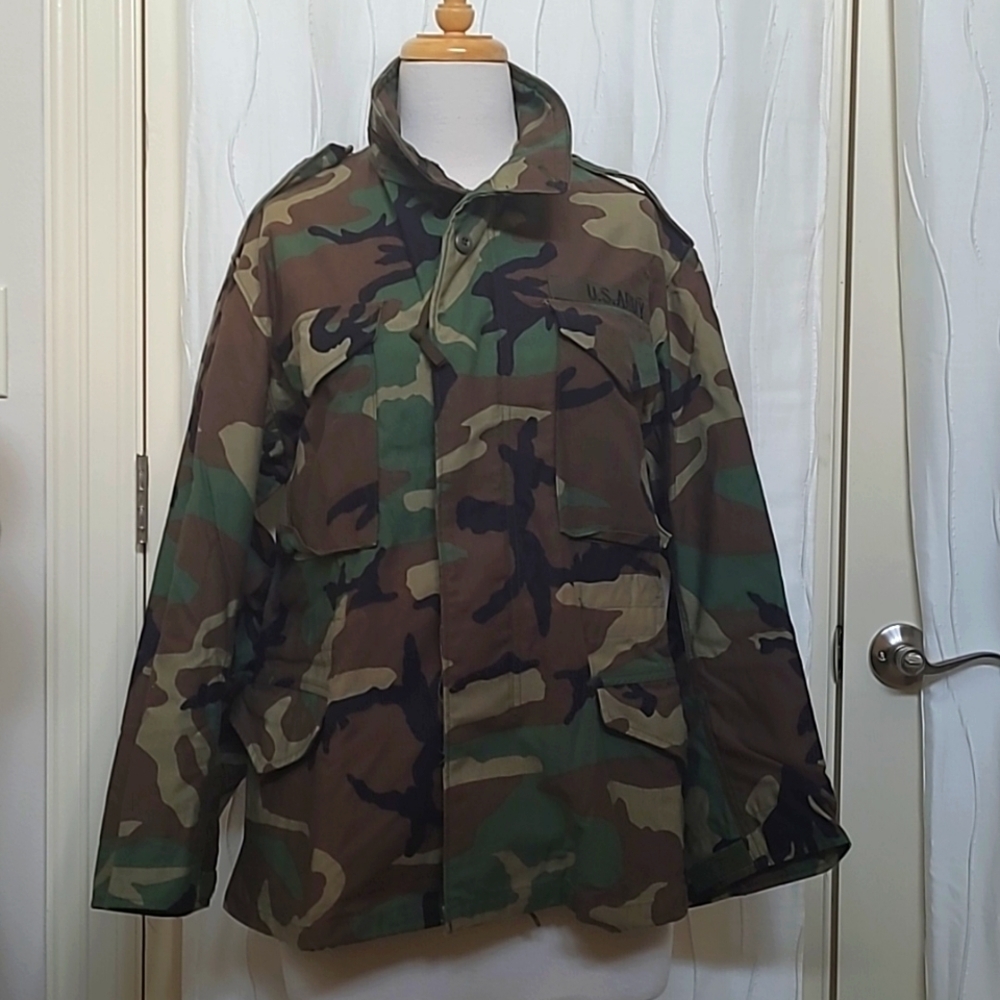 Authentic Vintage 90s Camo U.S. Army Winter Parka